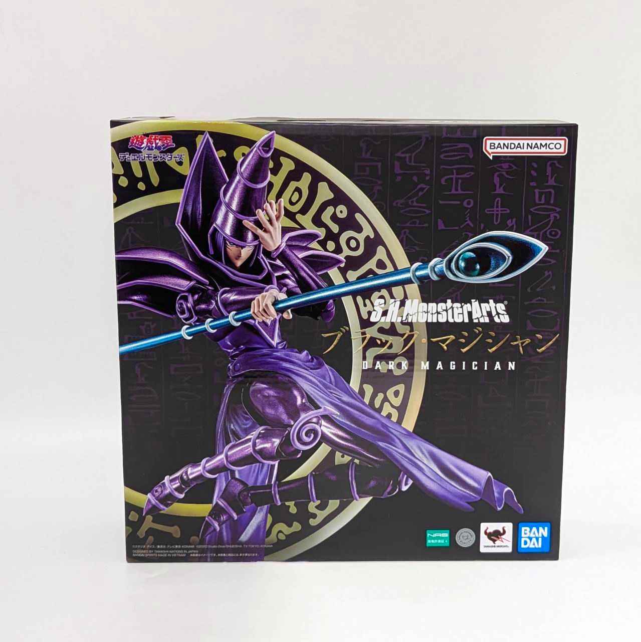 S.H.MonsterArts Dark Magician "Yu-Gi-Oh! Duel Monsters"